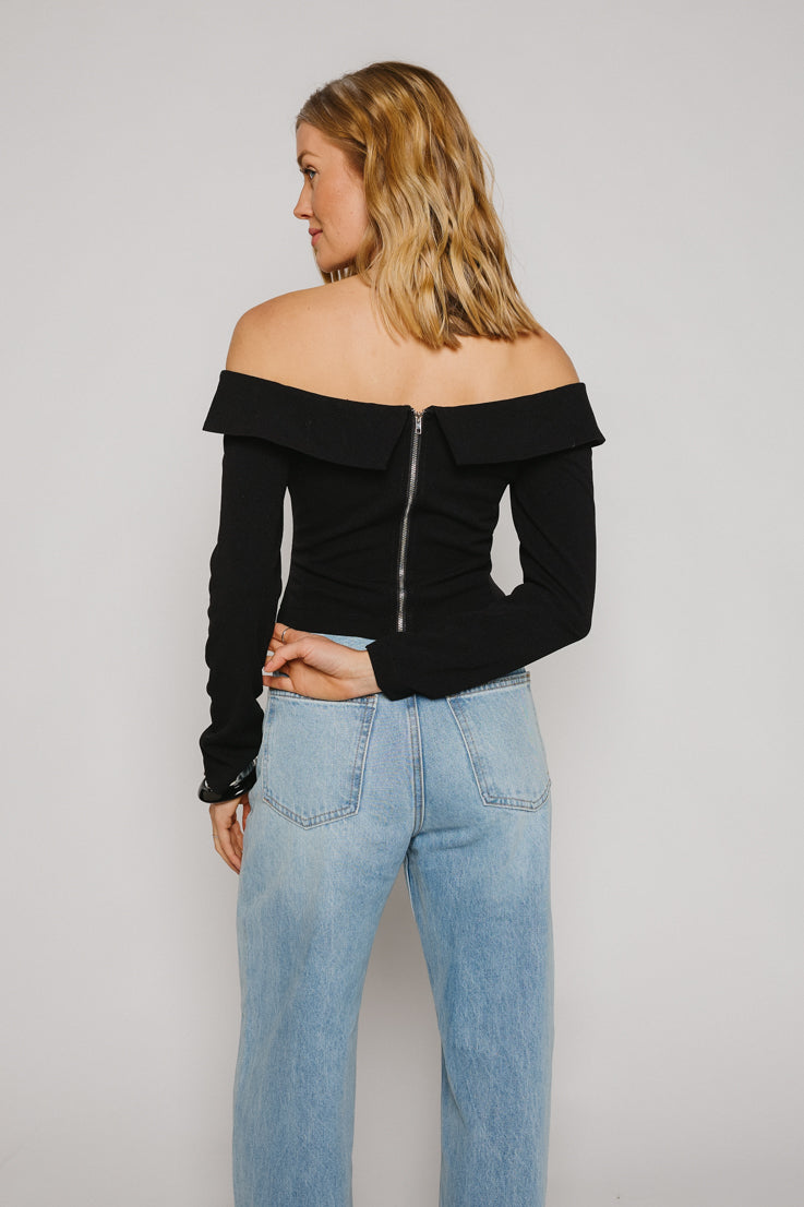 black-button-off-shoulder-top-11308_9a834211-e655-433b-8bcb-cf77a8b0baa2.jpg